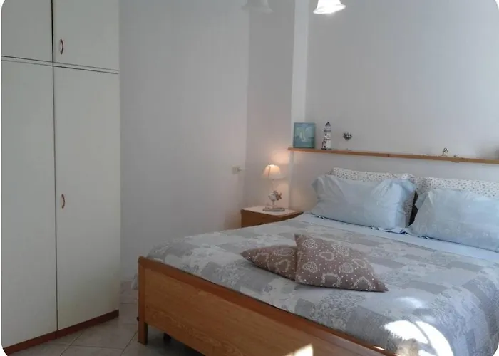 Marianna Home And Parking Feriehus *